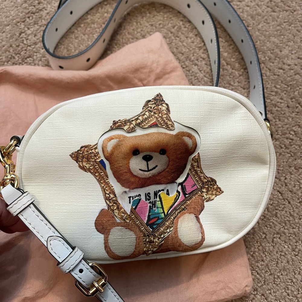 Moschino White Belt Bag with Teddy Bear print
